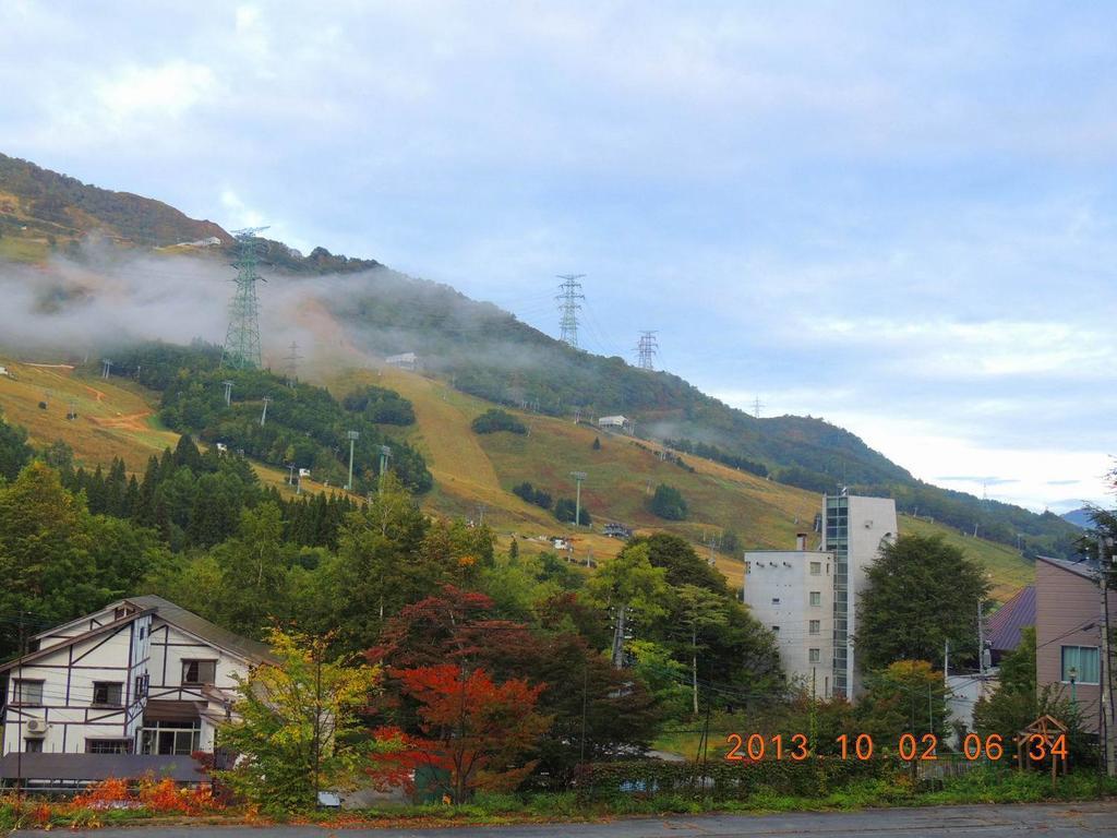 Naeba Lodge Oka Yuzawa  Exterior photo