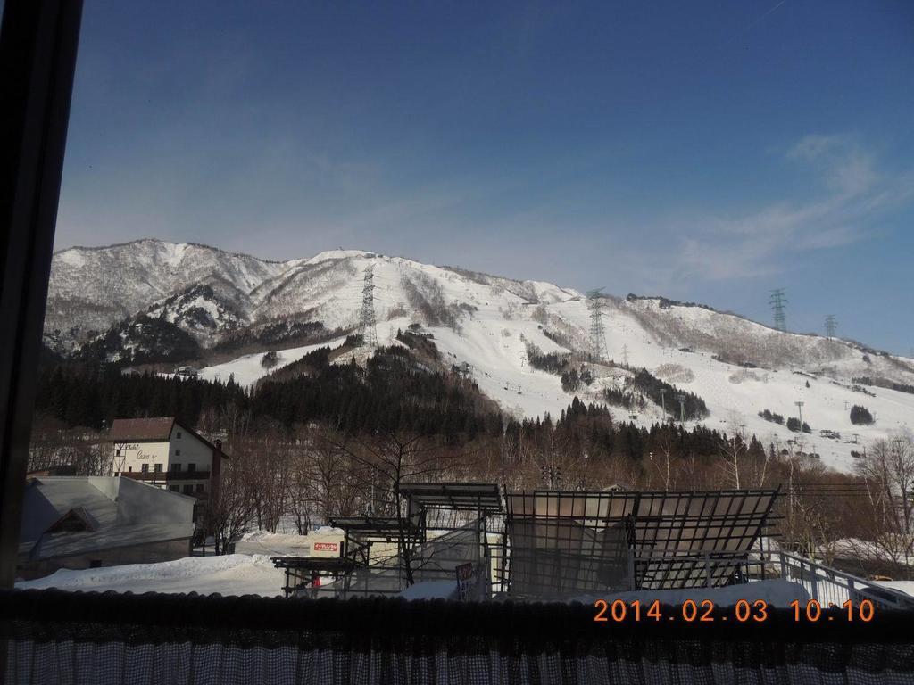 Naeba Lodge Oka Yuzawa  Exterior photo